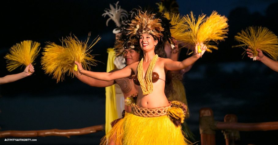 wailea luau hula dancer