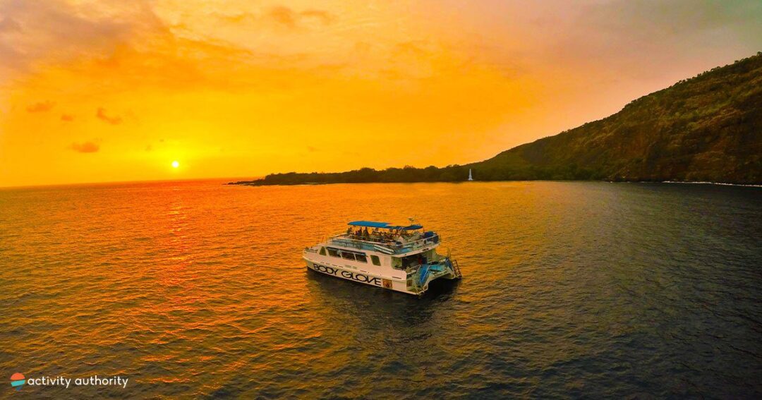 Kona Dinner Cruise Boat